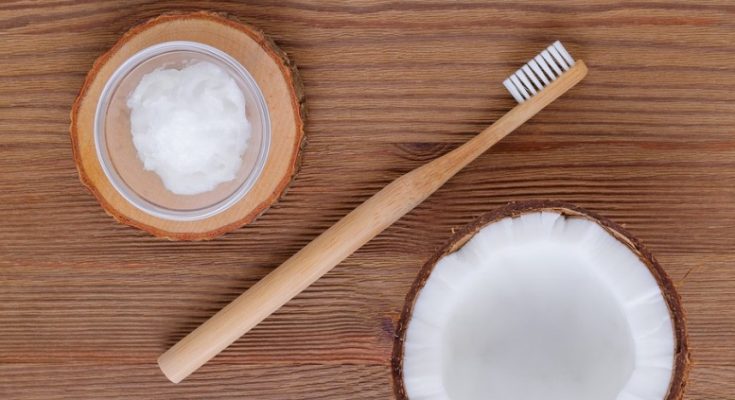 Έλαιο Καρύδας Δόντια